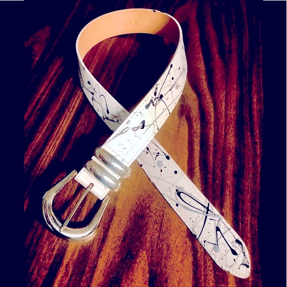 Leather chrome buckle Boston Proper 1.5”w belt - Picture 7 of 7